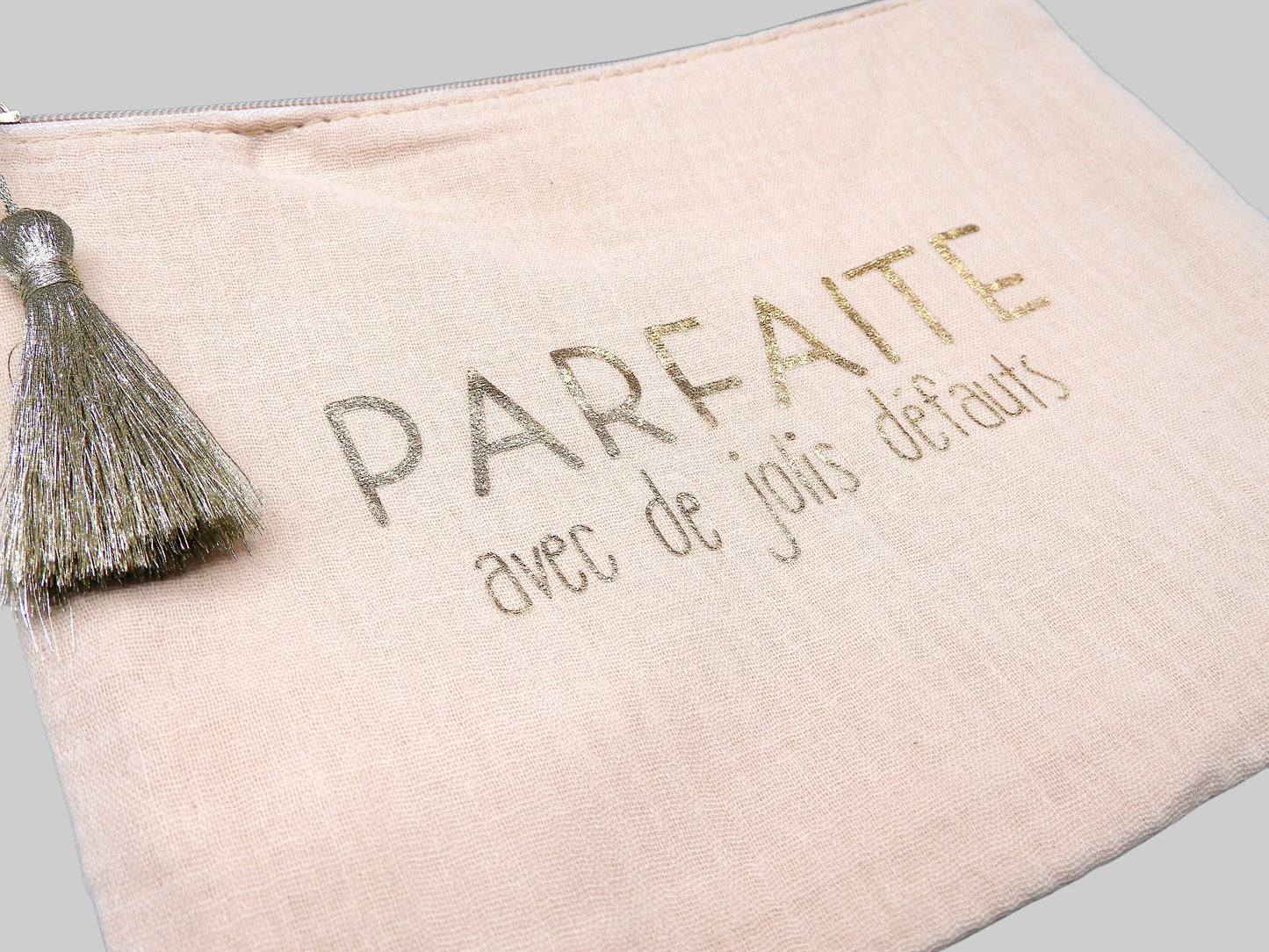 Pochette Maquillage - Trousse de Toilette - Parfaite avec de jolis défauts