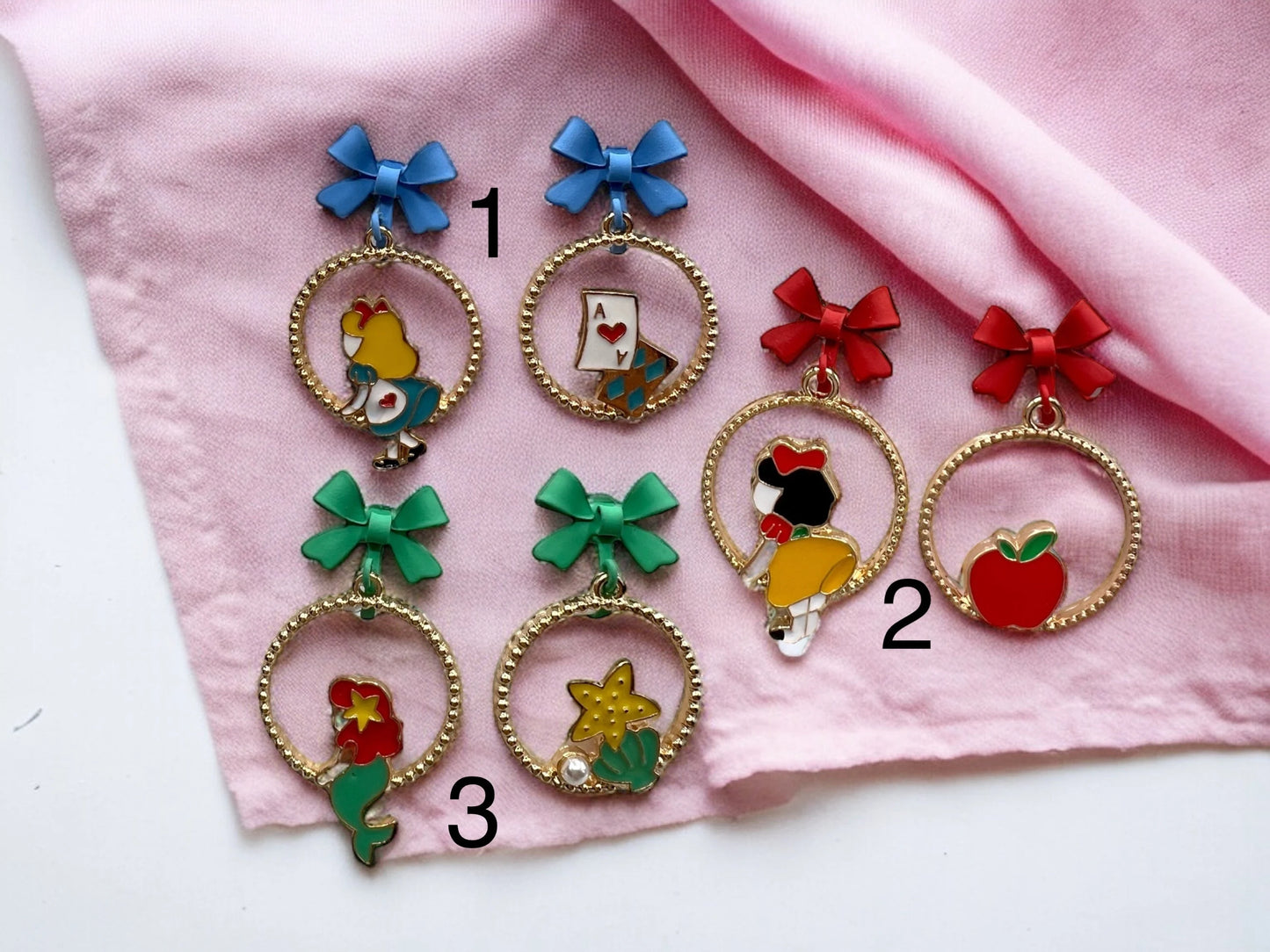 Boucles Oreilles Clips - Clips d'oreilles - Princesses - Conte de Fée - Dessin Animé - Cuivre Plaqué Or