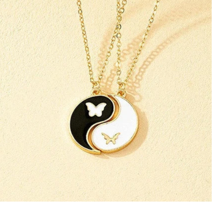 Lot de 2 Colliers D'amitié - Ying Yang - Papillon - BFF - Best Friends Forever - Pendentif Chaîne Doré - Amoureux Couple Amitié