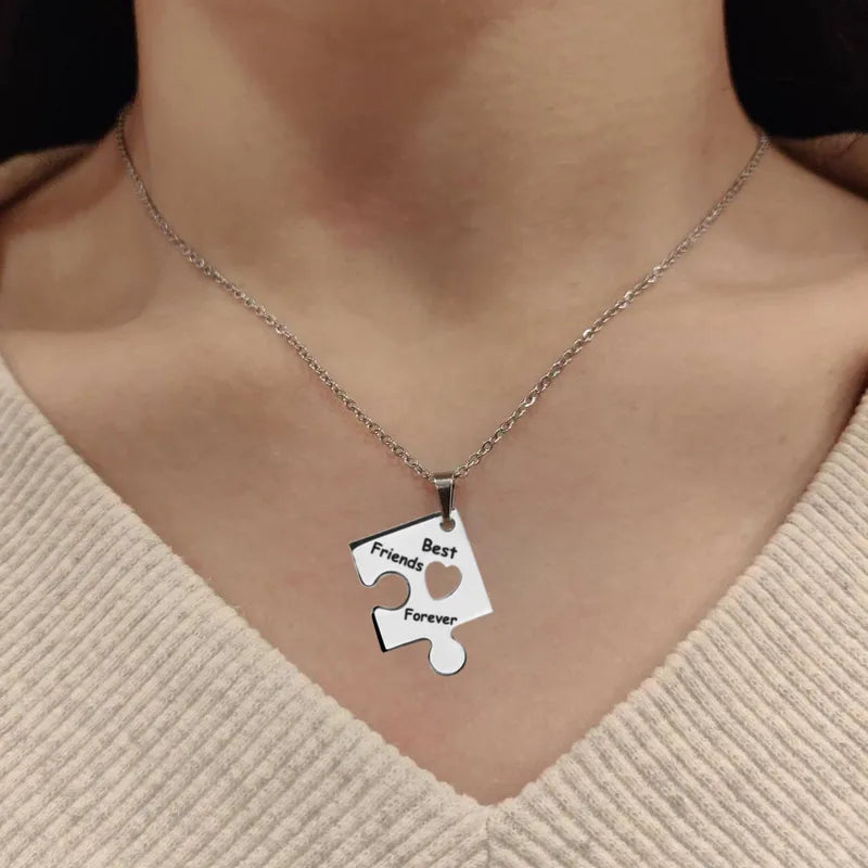 Lot de 4 Colliers D'amitié - Puzzle Coeur - BFF - Best Friends Forever - Amitié - Acier Inoxydable -Pendentif et Chaine Argenté