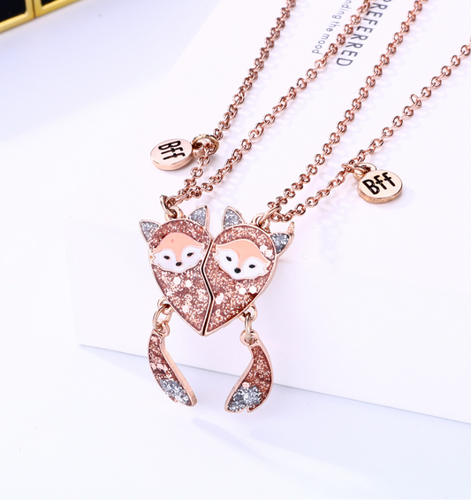CHILD - Set of 2 Cute Fox Friendship Necklaces - BFF Best Friends Forever - Fantasy - Magnetic Pendant