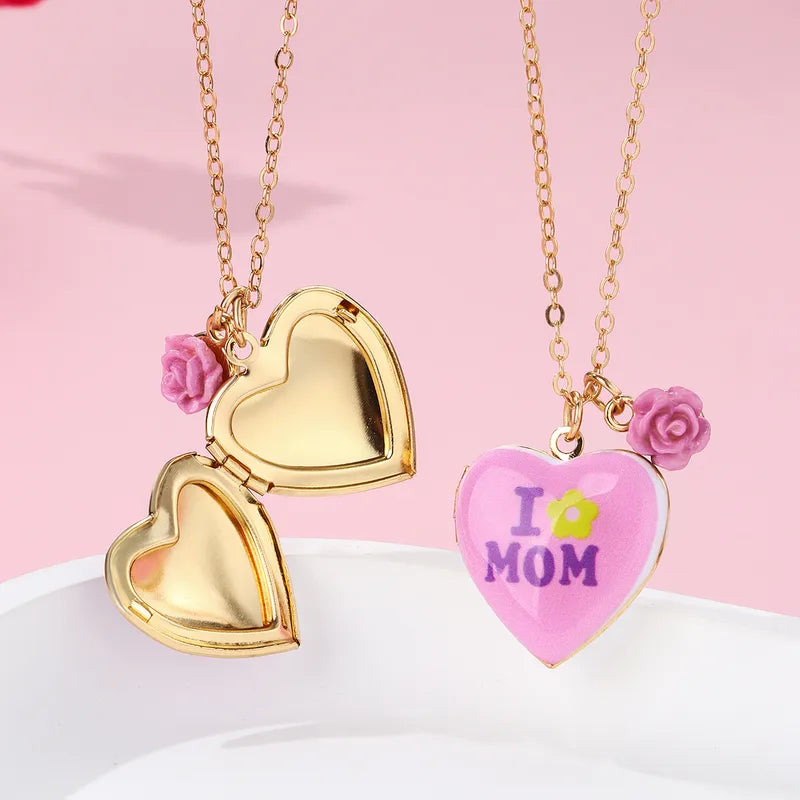 Lot de 2 Colliers - Mère Fille - Famille Parents Enfant Maman - Pendentif Médaillon Coeur qui s'ouvre on à partager