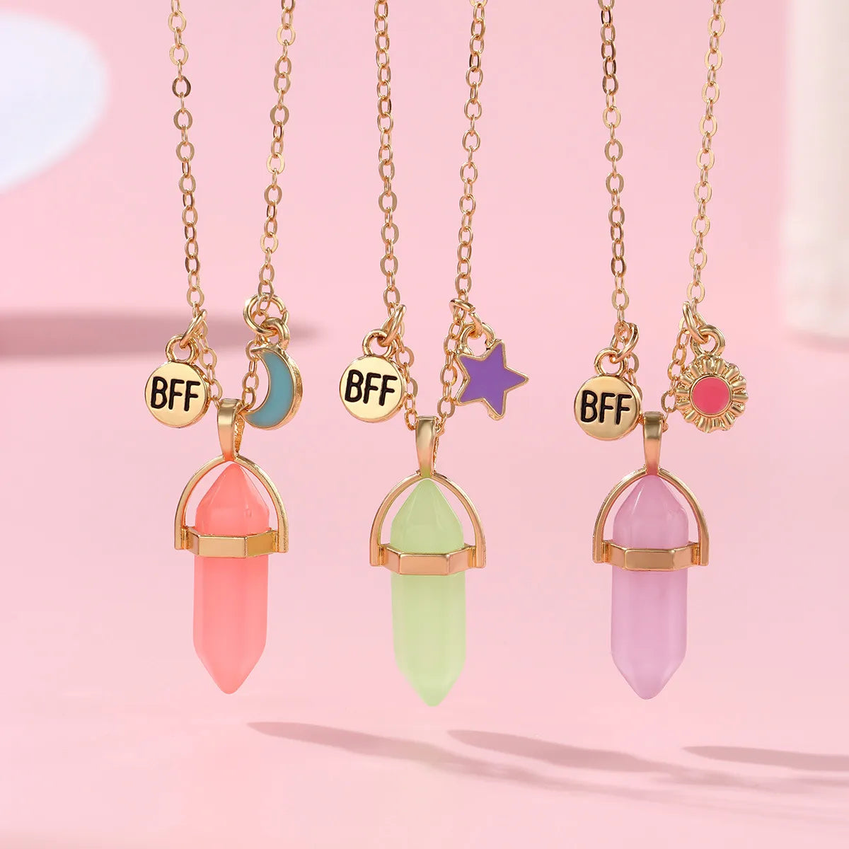 Set mit 2 Freundschaftsketten – Hip-Hop-Astronaut – BFF Beste Freunde für immer – Fantasy – magnetischer Herzanhänger – Paarliebhaber