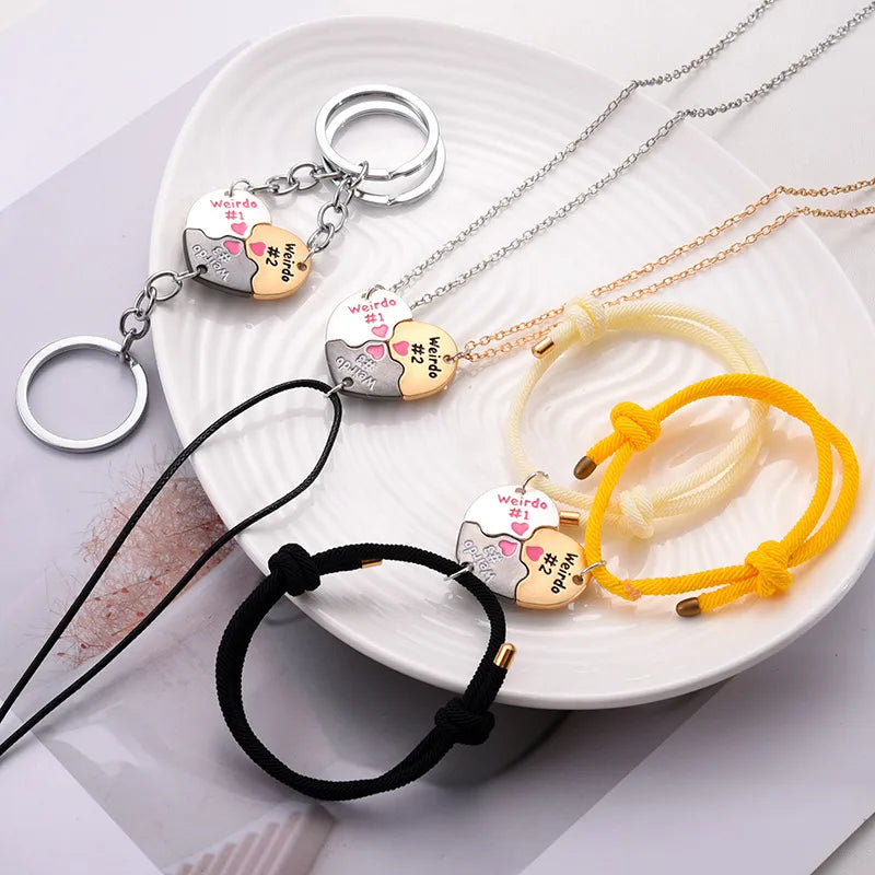 Lot de 3 Colliers Bracelets ou Porte Clés  BFF - Pendentif Coeur Aimanté "Weirdo" - Best Friends Forever - Amitié