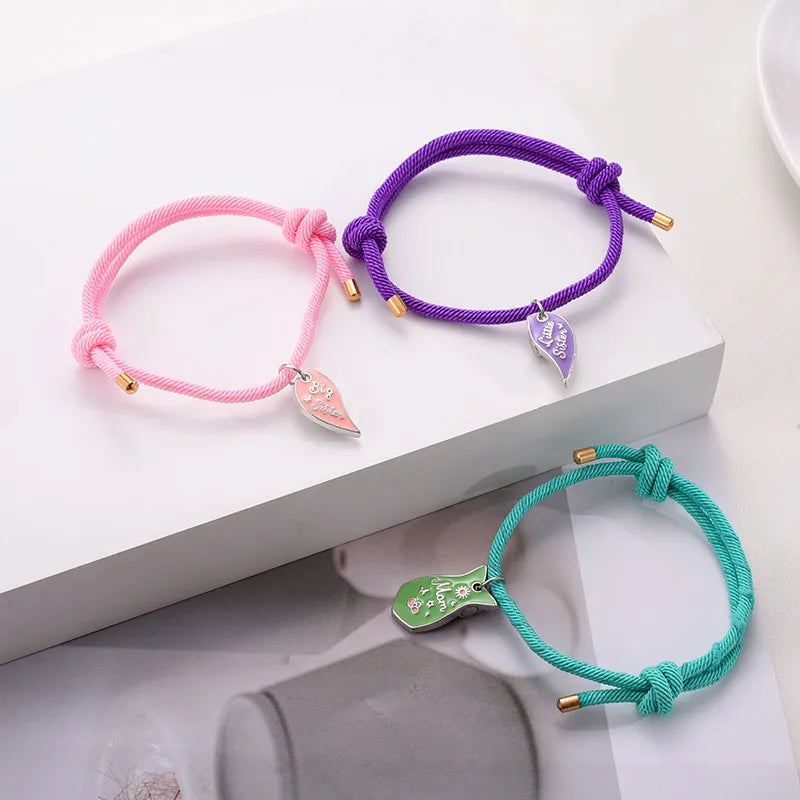 Lot de 3 Colliers Coeur Aimanté - Mère Filles - Famille Parents Enfant Maman Soeur Filles - Pendentif Coeur Aimanté