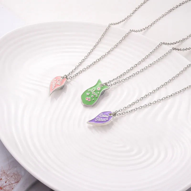 Lot de 3 Colliers Coeur Aimanté - Mère Filles - Famille Parents Enfant Maman Soeur Filles - Pendentif Coeur Aimanté