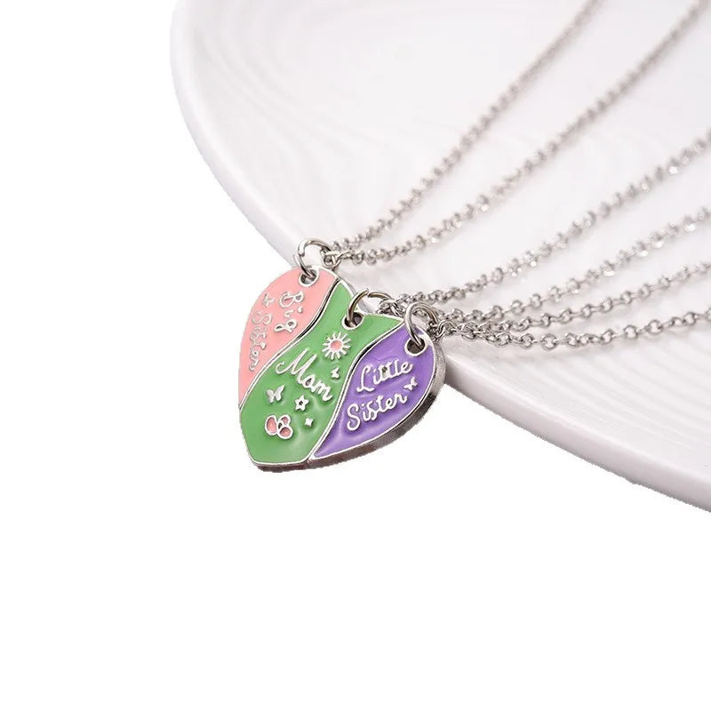 Lot de 3 Colliers Coeur Aimanté - Mère Filles - Famille Parents Enfant Maman Soeur Filles - Pendentif Coeur Aimanté