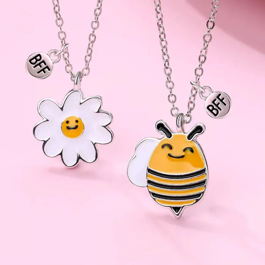 KINDER – Set mit 2 Freundschaftsketten – BFF Best Friends Forever – Fantasy – Anhänger mit geflügeltem Herz