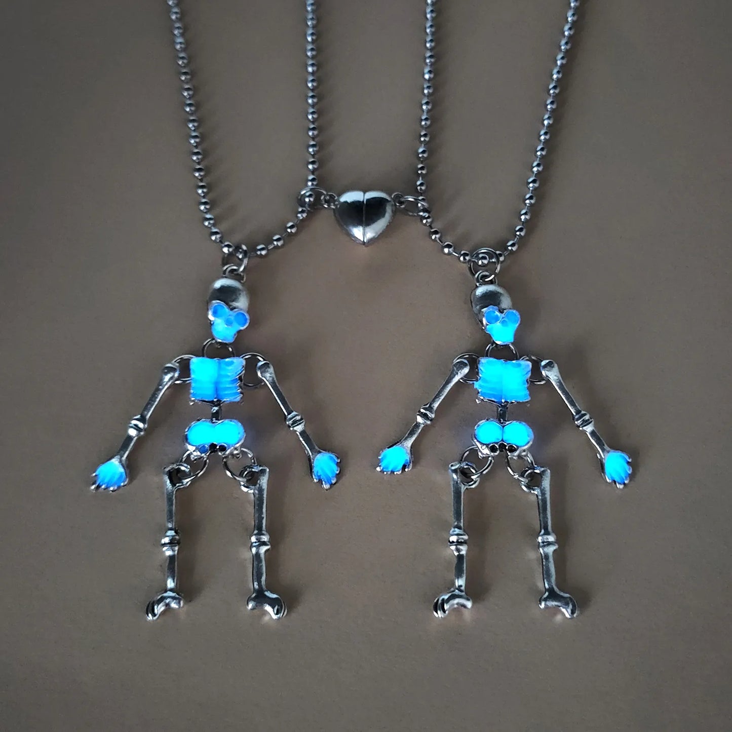 Lot de 2 Collier d'amitié Aimanté - Squelettes Phosphorescent - BFF - Best Friends Forever - Acier Inoxydable