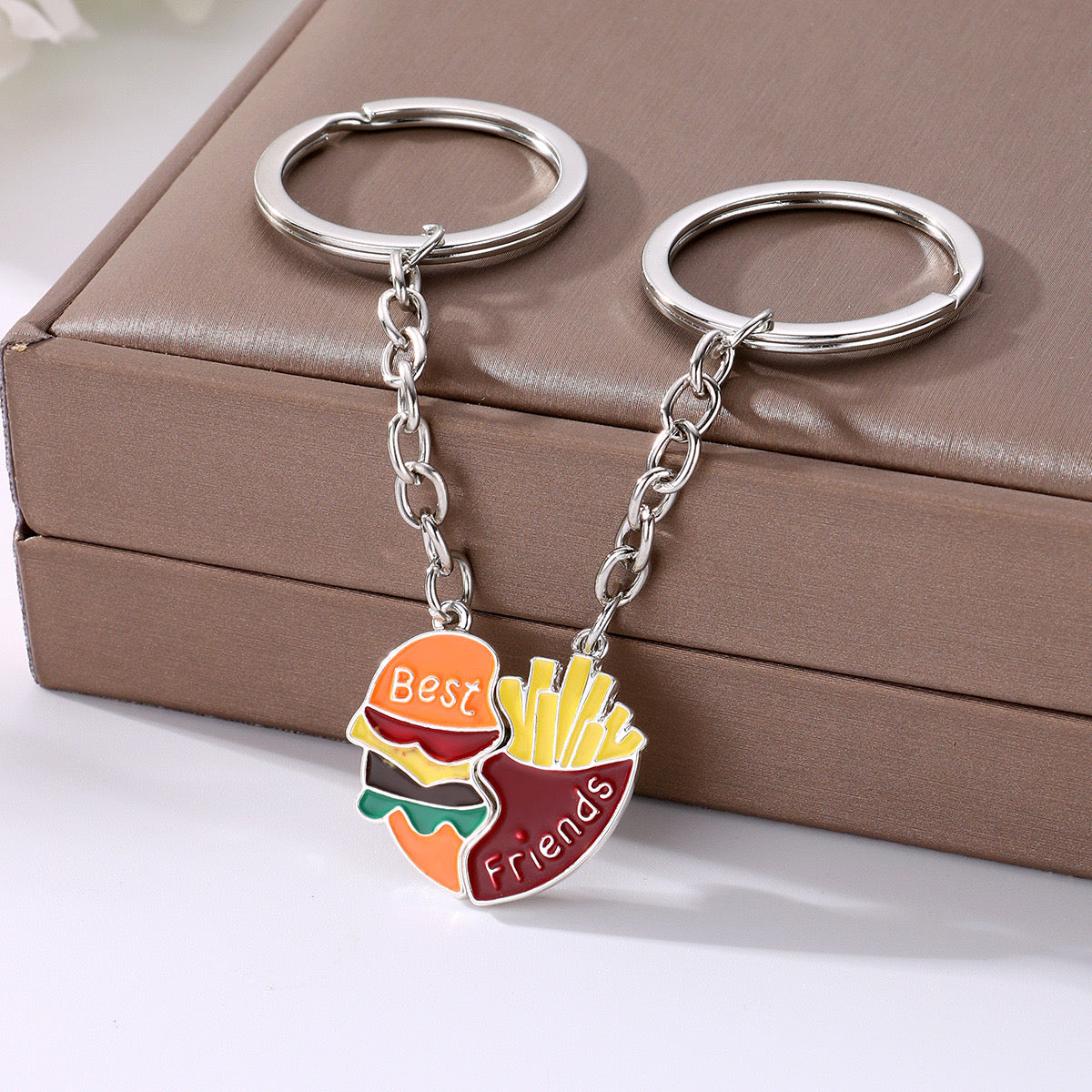 Keychain | Hamburger Fries Separated to Share | Magnetic | Lovers | Best Friends | Bag Pendant