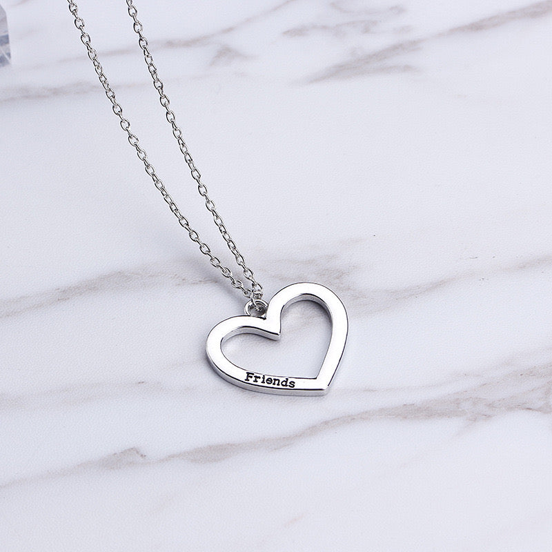 Set of 3 Chains Friendship Necklaces Rings Hearts - BFF Best Friends Forever - Fantasy - Pendant and Silver Chain