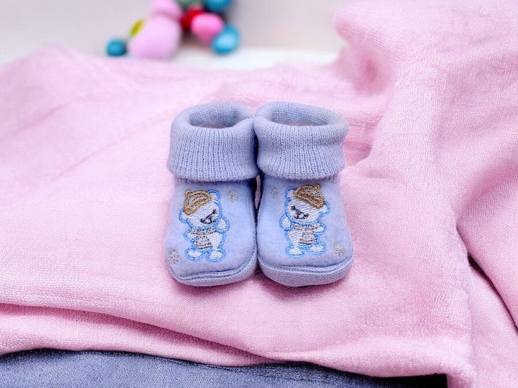 Baby Booties - Embroidered Baby or Bear Birth Layette / Pregnancy Birth Announcement