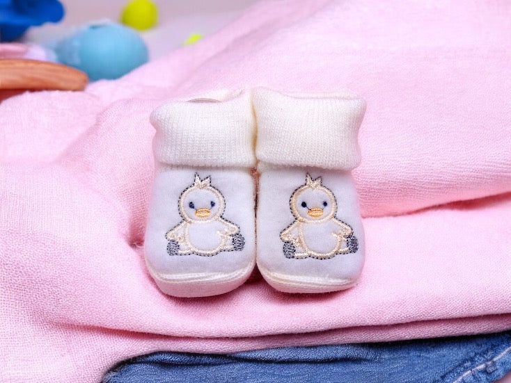 Baby Booties - Embroidered Animals Birth Layette / Pregnancy Birth Announcement