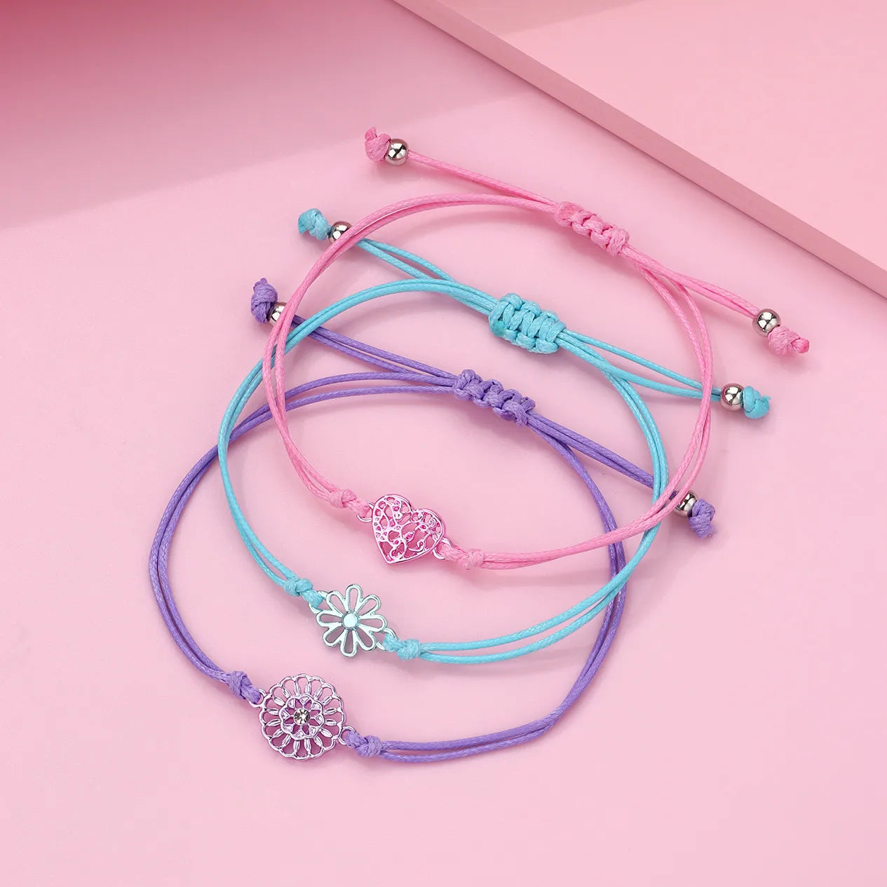 Lot de 3 Bracelets Cordon Réglable avec Carte - Fleurs Coeur - Couleurs Pastels - Mignon