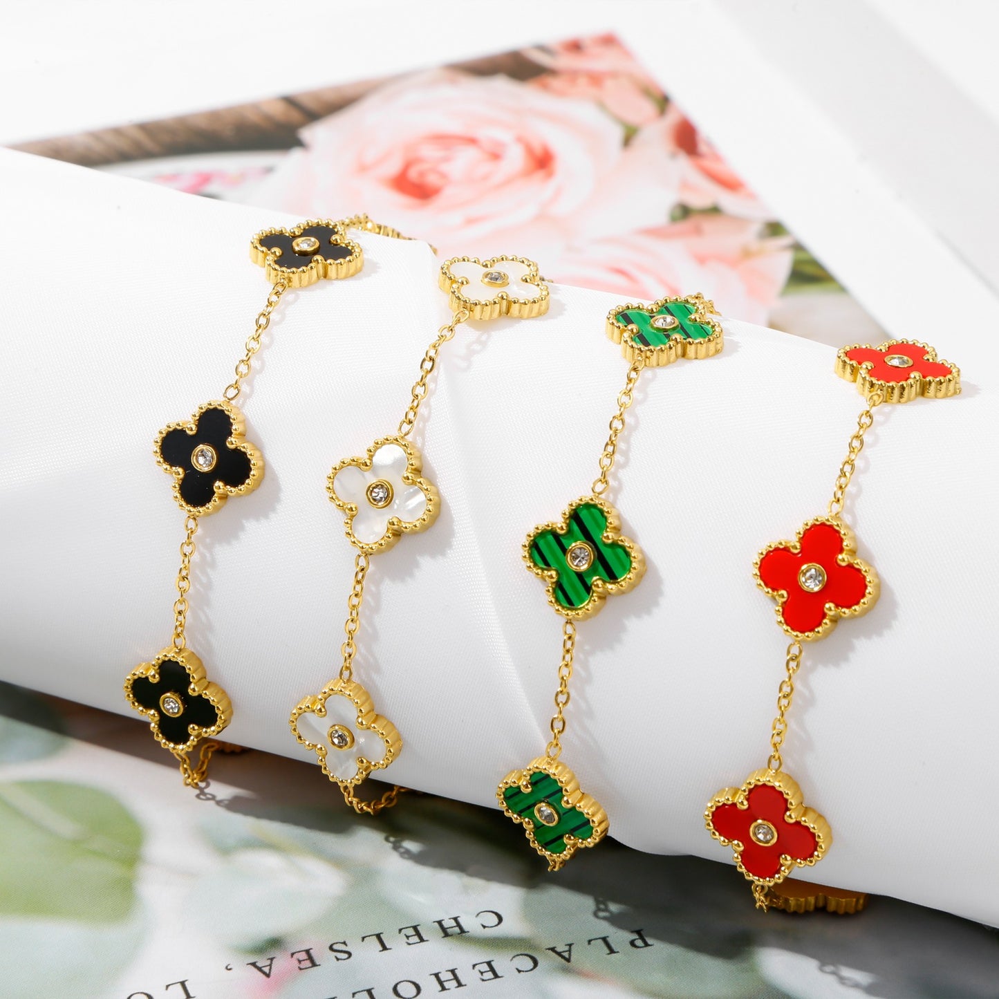 Bracelets Adultes Trèfle 4 feuilles - Mignon - Acier Inoxydable Plaqué Or & Zircon