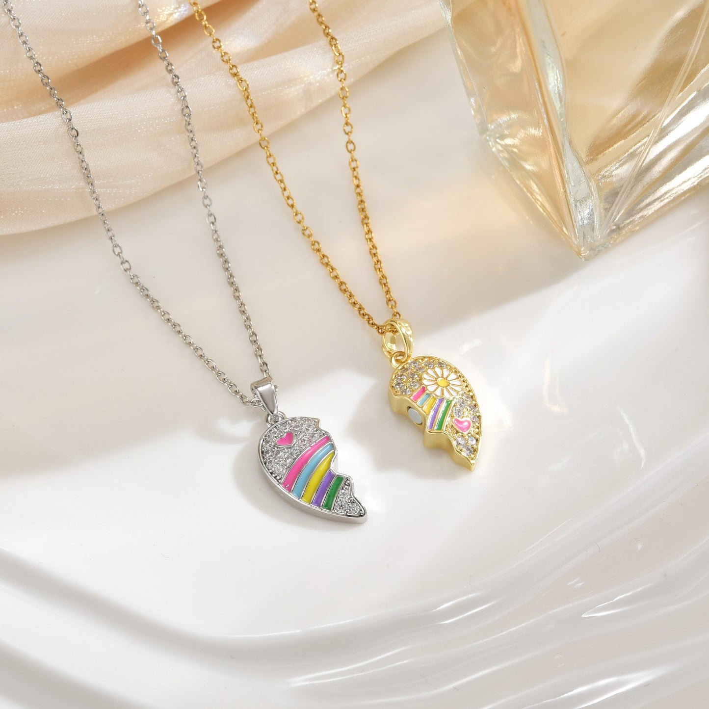 CHILDREN - Set of 2 Heart Friendship Necklace Chains - BFF Best Friends Forever - Fantasy Multicolor Rainbow Heart - Magnetic Pendant