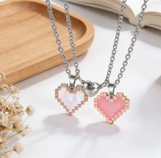 Lot de 2 Colliers BFF Aimanté - Best Friends Forever - Pendentif Coeur Pixel - Amitié