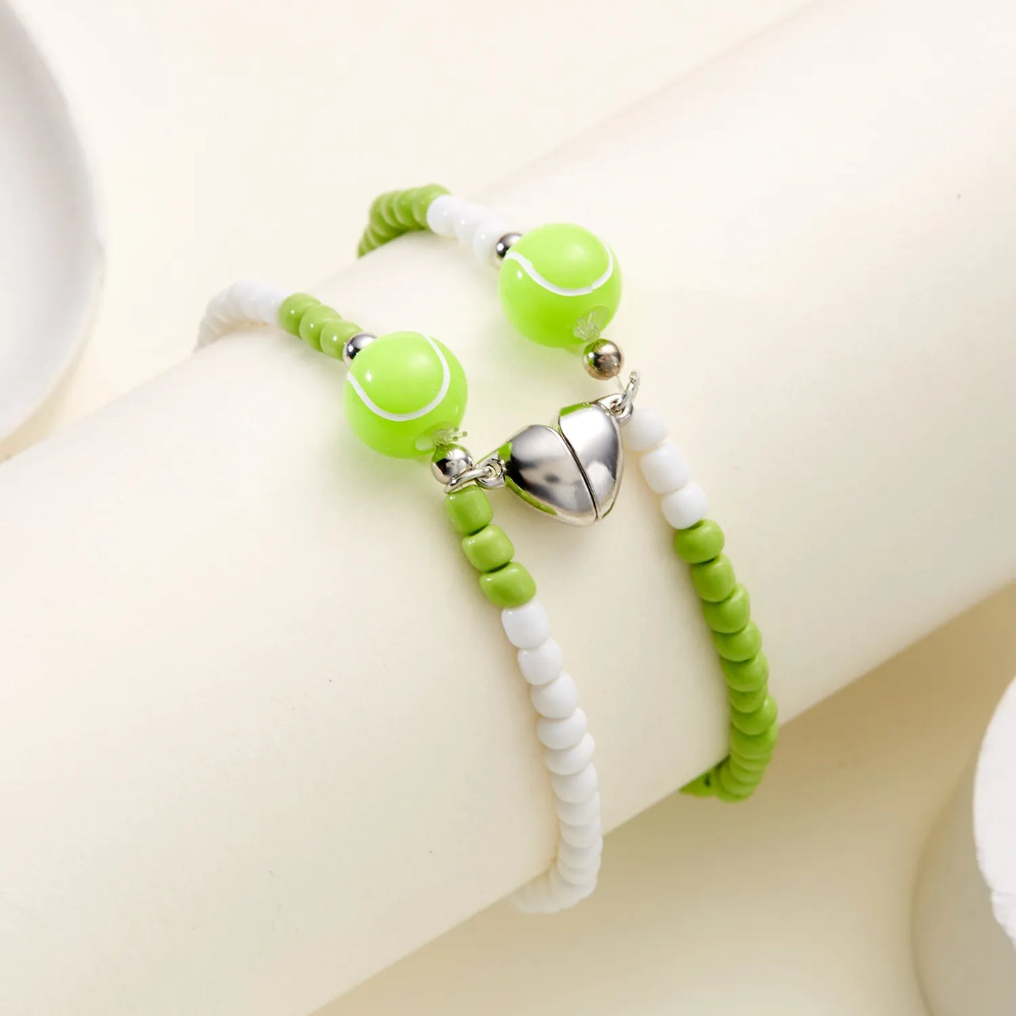 KINDER – Set mit 2 elastischen Kordelarmbändern „Beste Freunde“ – BFF Best Friends Forever – Ausgefallen – Magnetanhänger