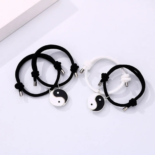 Set of 2 Adjustable Cord Bracelets Best Friends Ying Yang - BFF Best Friends - Fantasy - Magnetic Pendant - Lovers - Couple